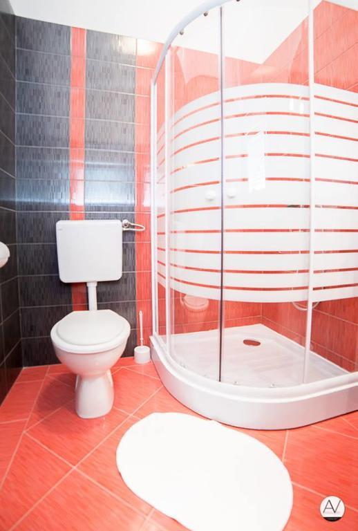 Apartments Zara Петрчане Екстер'єр фото