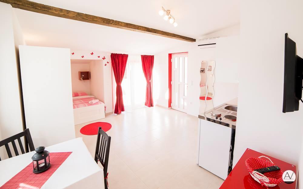 Apartments Zara Петрчане Екстер'єр фото