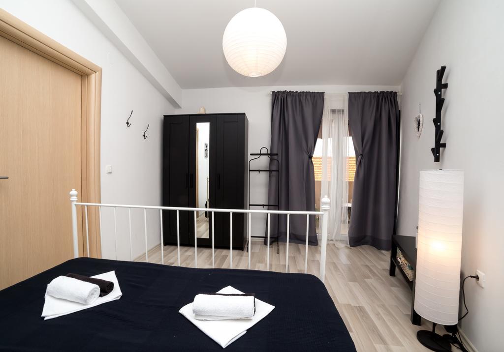 Apartments Zara Петрчане Екстер'єр фото