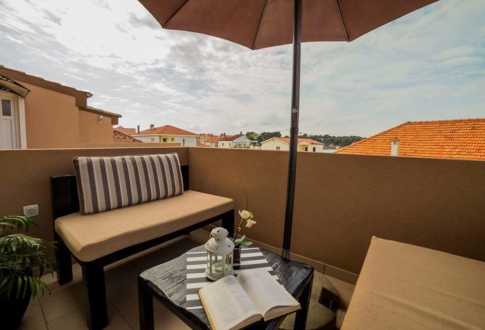 Apartments Zara Петрчане Екстер'єр фото